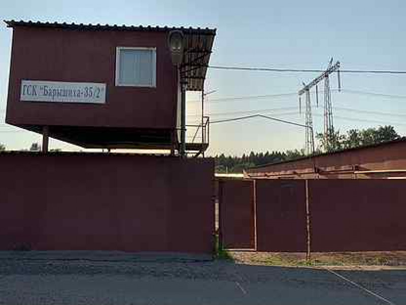 Гараж 16 квадратных метров. Митино гаражи. Гаражи барышиха 33 к 1. Гск митино. Гараж 16 квадратных метров.