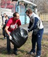 ДЕПУТАТЫ И АКТИВНАЯ МОЛОДЕЖЬ МИТИНО ЗАЧИЩАЮТ ЛЕС НА БАРЫШИХЕ